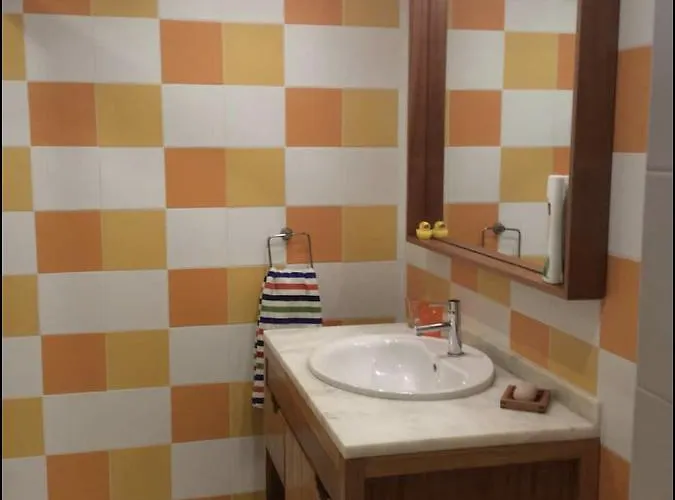 Quarto em Acomodações Particulares Casa Do Teatro Porto